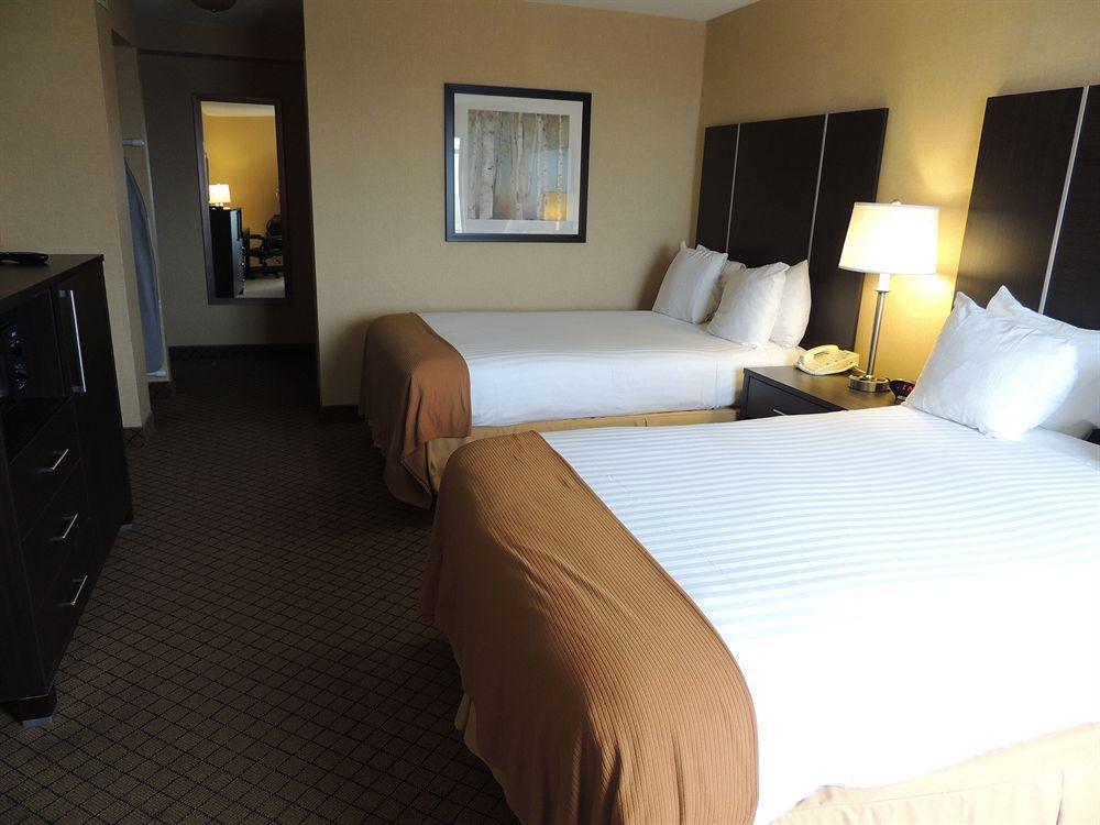 Holiday Inn Express Hamilton-Stoney Creek Exterior photo